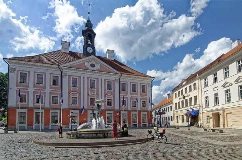 Magical Tartu Romantic Private Walking Tour - Key Points