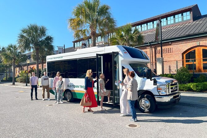 Magnolia Plantation Day Tour with Transportation - Exploring the Gardens and Wildlife Center