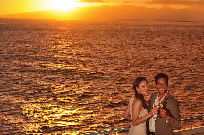 Mai Tai Sunset Cruise - The Star of Honolulu: Hawaii’s Largest and Most Stable Boat