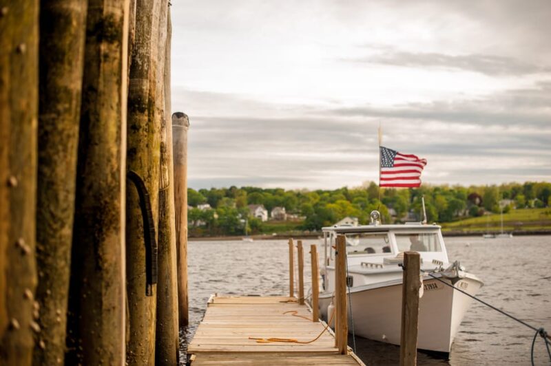 Maine: Belfast Incredible Sunset Cruise with Lobster - Visiting Youngs Lobster Pound for Fresh Lobster Rolls