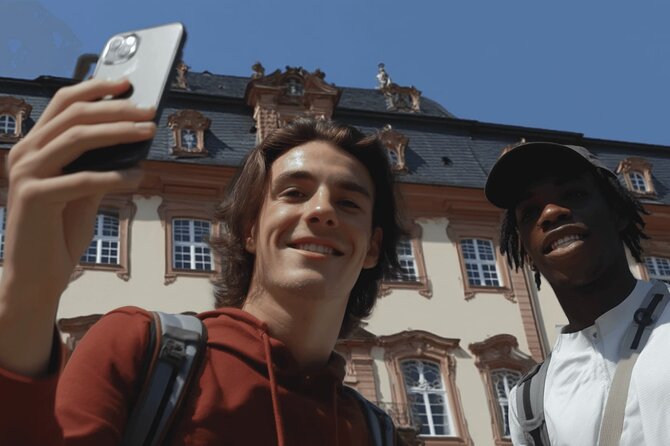Mainz Interactive City Tour - Kirschgarten: A Picture-Perfect Timber-Framed Square