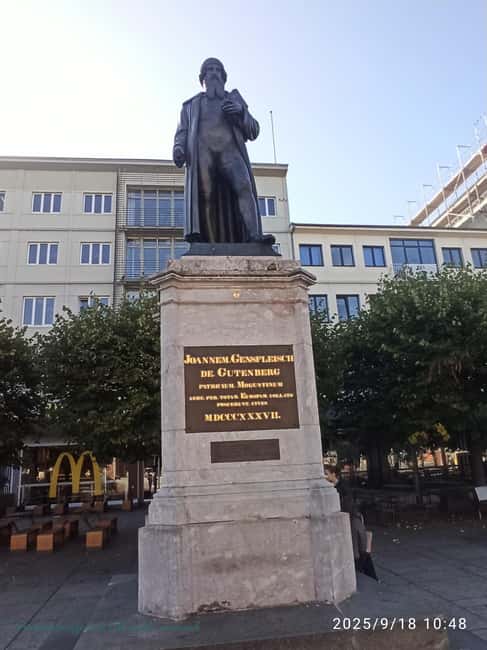 Mainz: Walking Tour with Local Guide - Flexibility and Booking Options