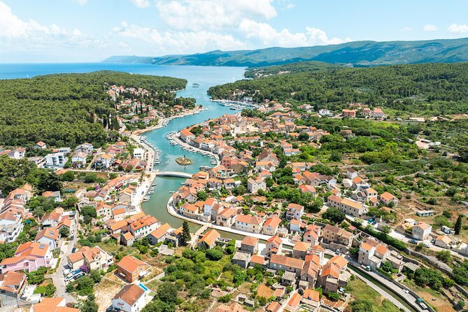 Makarska: 3-Island Golden Horn and Blue Lagoon Speedboat Tour - Swimming and Snorkeling at Zeevo’s Blue Lagoon