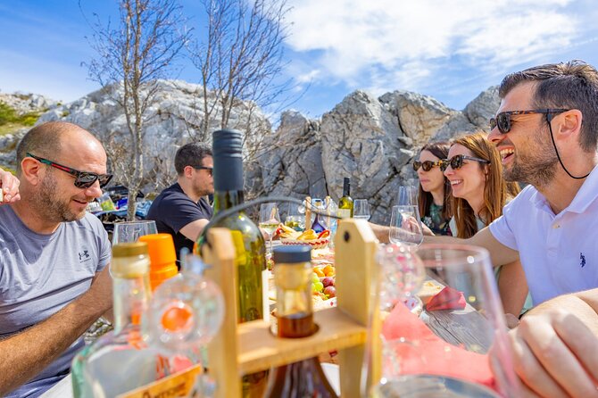 Makarska: Baggy Skywalk & Biokovo viewpoint Tour - Guides and Tour Organization: Friendly and Knowledgeable