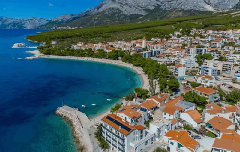 Makarska: Sea kayaking & snorkeling adventure - MPL Nautika - Physical requirements and safety considerations
