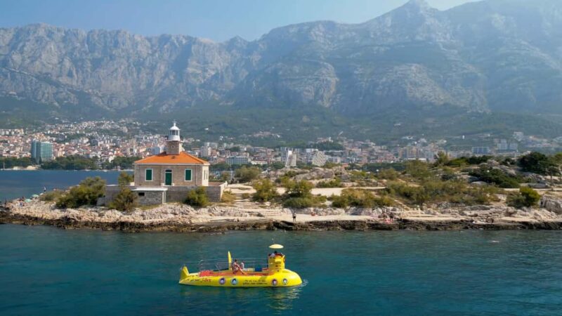 Makarska Semi Submarine Tour - The Guide’s Role and Tour Atmosphere