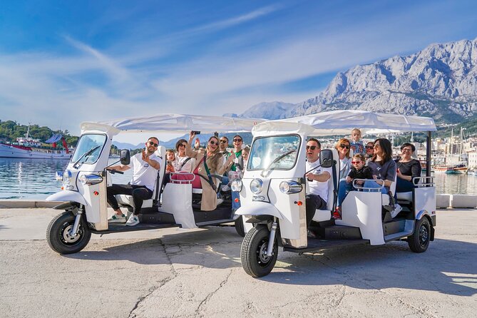 Makarska: Skywalk Tour with a Tuk Tuk - Skip the line ticket - Flexibility and Comfort: The Guide and Group Experience