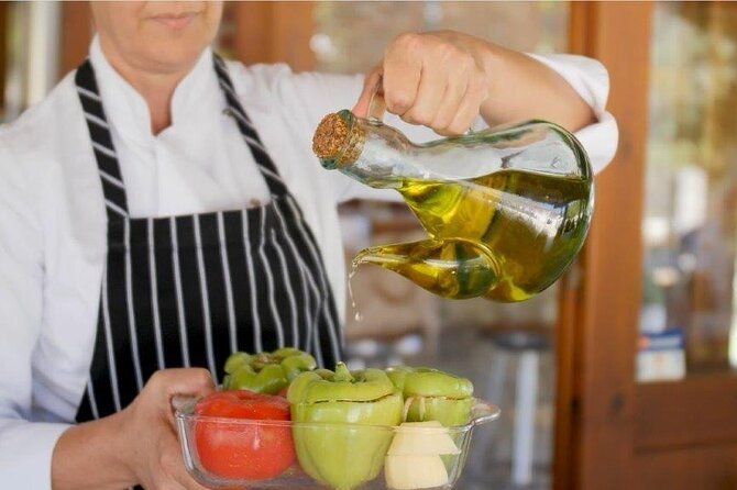 Make a dog's day and taste Greece in Skiathos - Key Points