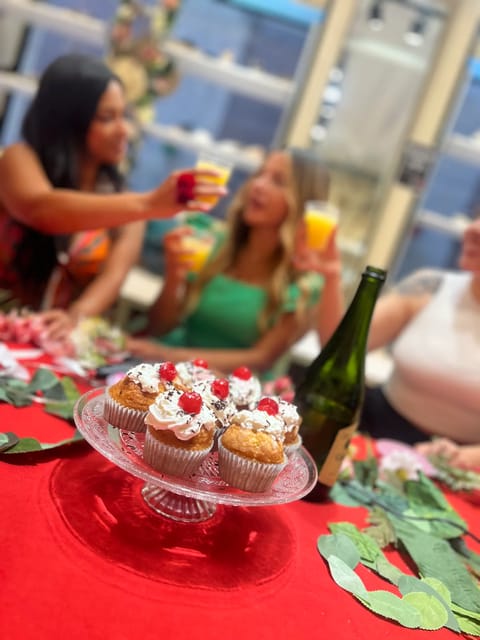 Make a traditional "tocado" sevillano - Receiving Your Handmade Tocado to Take Home