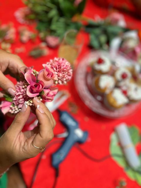 Make a traditional "tocado" sevillano - The Value of the Workshop and What Makes It Special