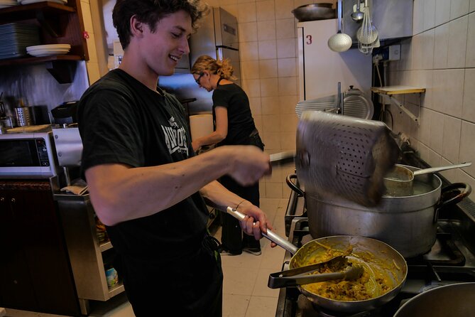 Make Pasta Carbonara from Scratch in a Jazz Club in Venice - The Tasting and Drink Pairing: Enhancing the Experience