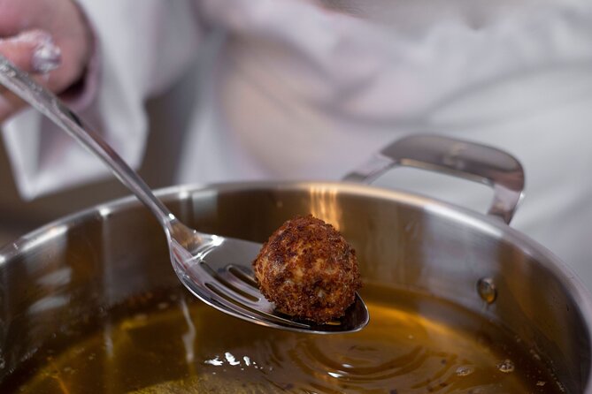 Make Traditional Spanish Tapas + Local Wine (3-Course Meal) - Crafting the Second Course: Patatas Bravas with House-Made Sauce