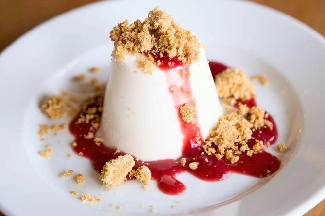 Make Two Pastas & Dessert Near Florences Duomo (3-Course Meal) - Rolling and Cutting: Tagliatelle or Fettuccine with Regional Flavor