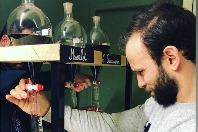 Make your own cuvée of Bordeaux wine - Duration and Group Size: Intimate and Well-Paced