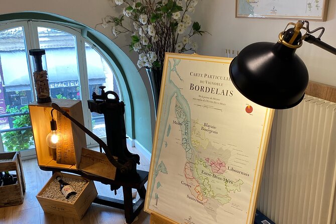 Make your own cuvée of Bordeaux wine - Bordeaux’s Finest: Who Will Love This Experience?