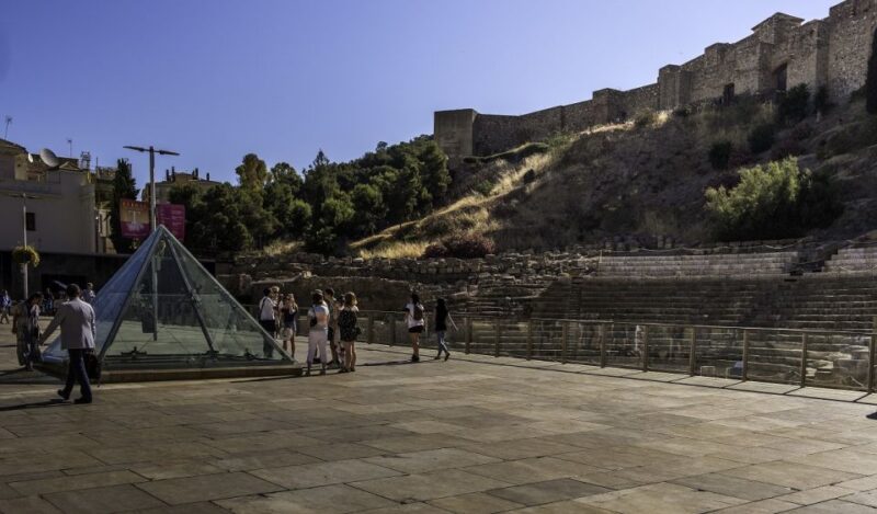 Málaga: 3-Hour Complete Walking Tour with Tickets - Key Points