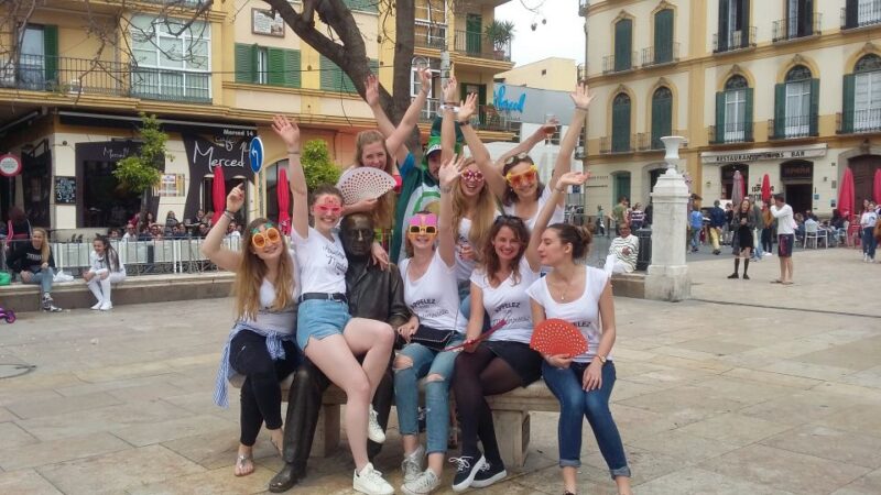 Malaga: Bachelorette Party Treasure Hunt - Enjoy Local Flavors and Cultural Fun Along the Way