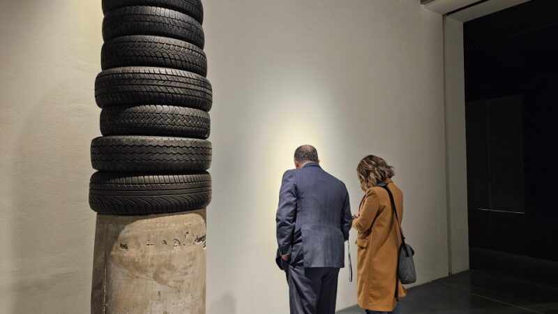 Málaga: Center Pompidou Málaga Ticket - Comparing the Centre Pompidou Málaga to Other Museums