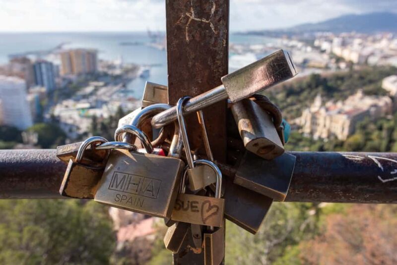 Málaga: City Hike in Málaga with Gibralfaro Mountain - The Forest Walk: Nature and Natural Beauty