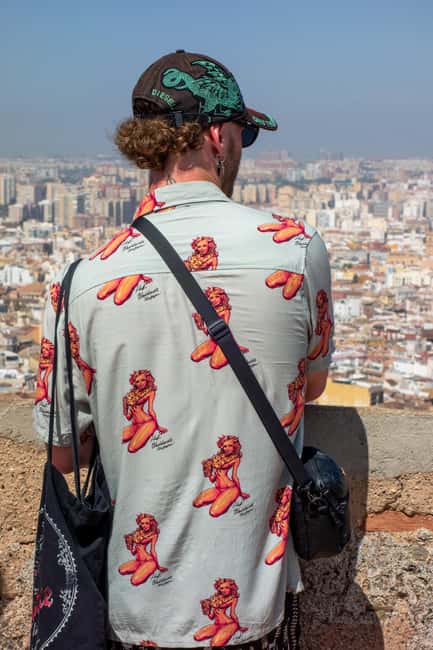 Málaga: City Hike in Málaga with Gibralfaro Mountain - Who Will Enjoy This Málaga City Hike?