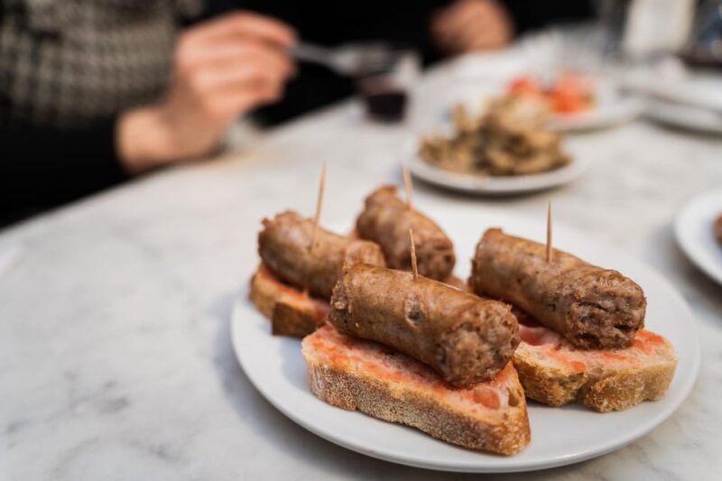 Malaga Food Tour with Tapas & Drinks with a Local - Key Points