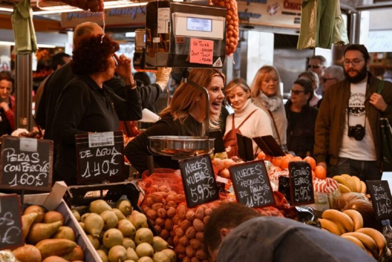 Malaga: Foodie Tour of Atarazanas Market - Accessibility and Practical Details