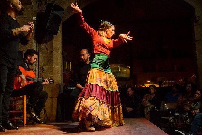 Malaga Gastronomic and Cultural Tour: Tapas, Wine & Flamenco - Key Points