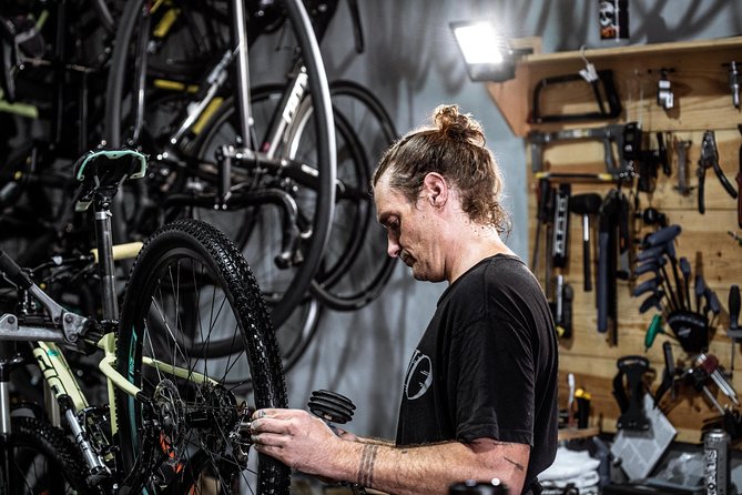 Malaga Highest Peak E-Bike Tour: White Village Olias and El Palo - Enchanting Stops Along the Route