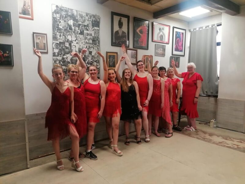 Málaga: Latin Dance and Salsa Class Experience - Key Points