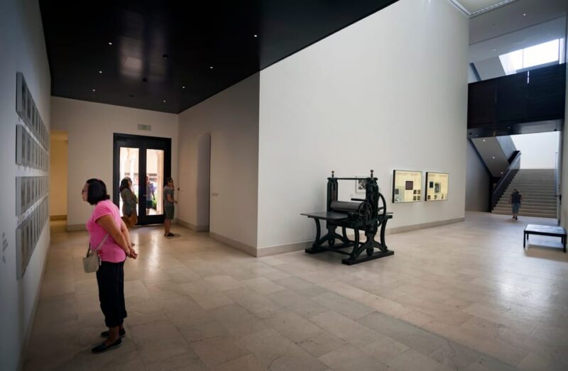 Málaga: Museo Picasso Málaga Entry Ticket - Practical Tips for Visiting the Museo Picasso Málaga