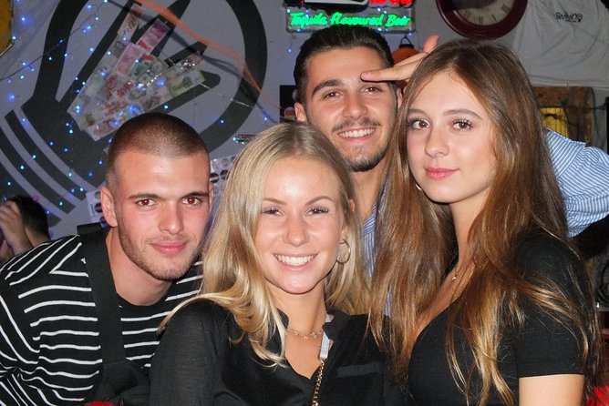 Malaga Nightlife Pub Crawl Tour with Drinks and Clubs Entry - The Route: From Local Bars to the Nightclub