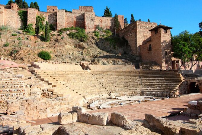 Málaga: Private Sightseeing Treasure Hunt - Explore Malaga in a Unique and Fun Way