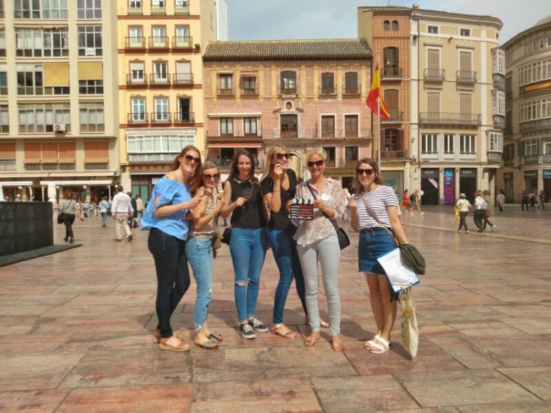 Málaga: Private Sightseeing Treasure Hunt - Limitations and Considerations