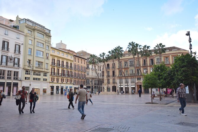 Malaga Private Walking Tour - Discovering Malaga Cathedral’s Beauty