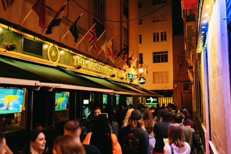 Malaga: Pubs and Clubs Crawl - Key Points