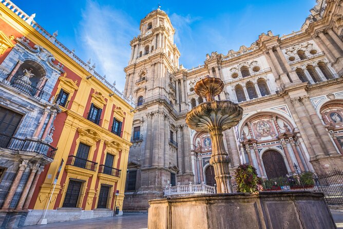 Malaga Scavenger Hunt and Sights Self-Guided Tour - Explore Malaga with a Self-Guided Scavenger Hunt for a Unique Experience