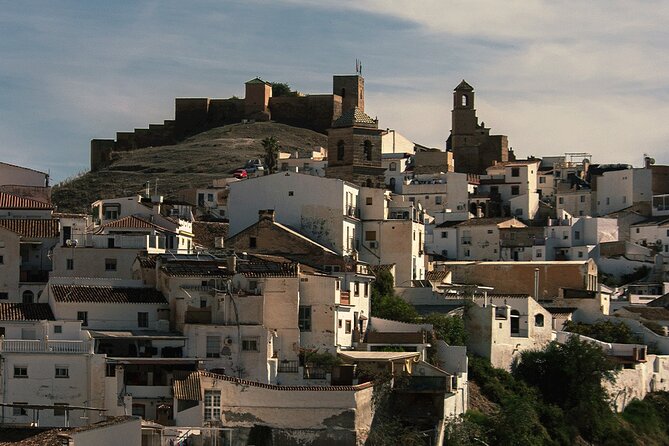Málaga SmallGroup Wine Tour  Álora Castle Views & 4 Tastings - Key Points