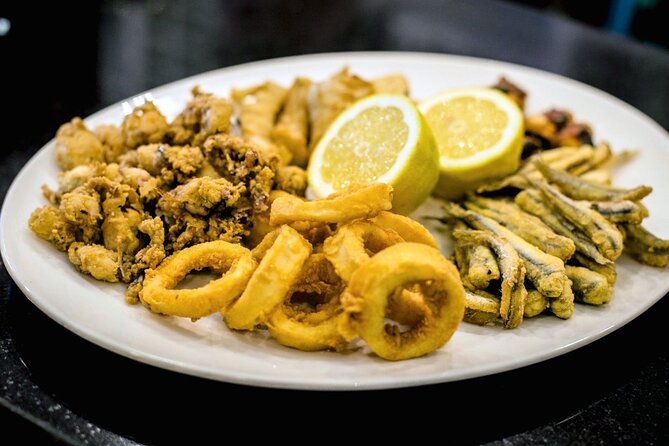 Malaga Sunset Cruise and Restaurant Dinner - Who Will Enjoy This Tour Most