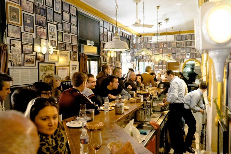 Malaga: Tapas Crawl - Practical Details: Logistics and Accessibility