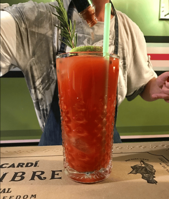 Málaga: Top - Cocktail guided tour - Create Your Own Signature Cocktail with a Skilled Bartender