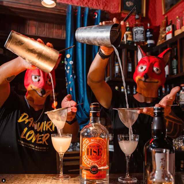 Málaga: Top - Cocktail guided tour - Flexibility and Ease of Booking with Free Cancellation