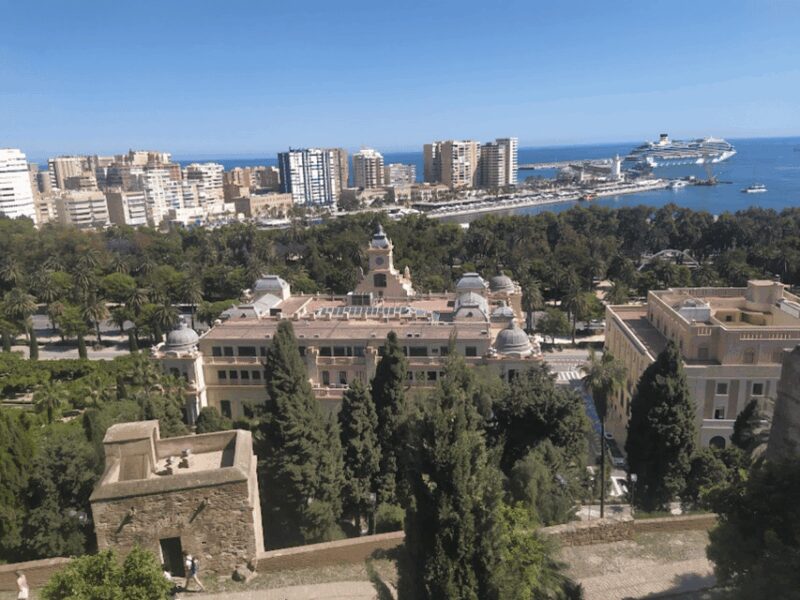 Malaga: Tour privado por la ciudad de Malaga - Exploring Malaga’s Old Town with a Private Guide for 2.5 Hours