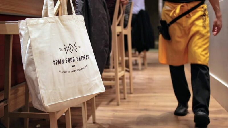 MALAGA: ULTIMATE FLAMENCO & TAPAS TOUR - Key Points