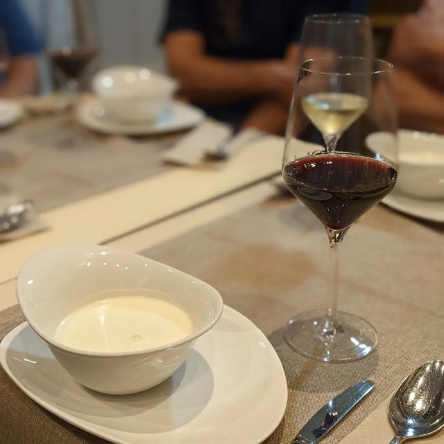 Málaga: Wine & Tapas Tour - Exploring Málaga’s Local Bars and Taverns