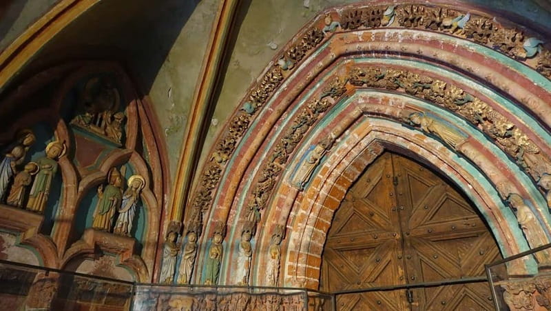 MALBORK: Castle of the Teutonic Oder from Warsaw - private - Malbork Castle Tour: A Historic Journey from Warsaw