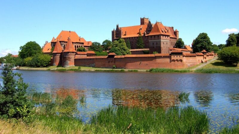 Malbork Castle Tour: 6-Hour Private Tour - Practicalities of the Guided Tour and Access