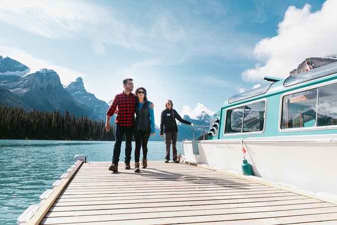 Maligne Lake Cruise - Scenic Views of the Canadian Rockies from Maligne Lake