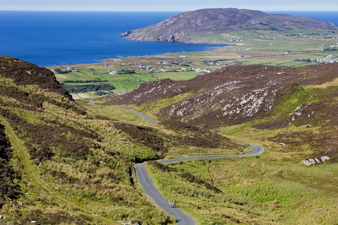 Malin Head and Inishowen Tour - Visiting Grianan of Aileach, the Ancient Ringfort