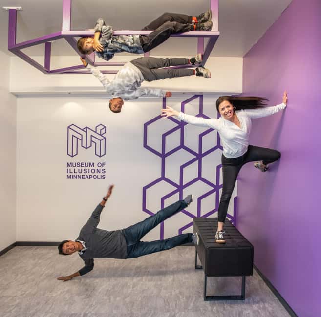 Mall of America: Museum of Illusions Entry Ticket - How the Museum of Illusions Enhances Family and Group Outings