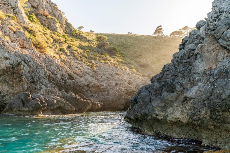 Mallorca Alcudia: Jack Sparrow Cave Jet Ski Tour - Visiting Jack Sparrows Cave: A Unique Highlight